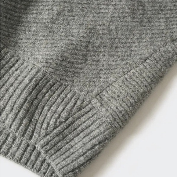 2 for $60 Mango Turtle Neck Sweater Gray Size XL - Picture 11 of 11